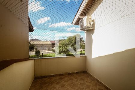 Casa à venda com 189m², 3 quartos e 2 vagas Casa à venda com 189m², 3 quartos e 2 vagasSacada