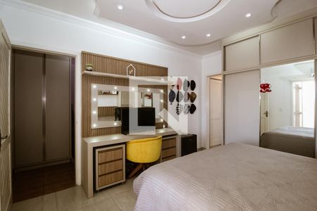 Casa à venda com 189m², 3 quartos e 2 vagas Casa à venda com 189m², 3 quartos e 2 vagasSuíte