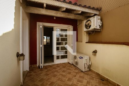 Casa à venda com 189m², 3 quartos e 2 vagas Casa à venda com 189m², 3 quartos e 2 vagasSuíte