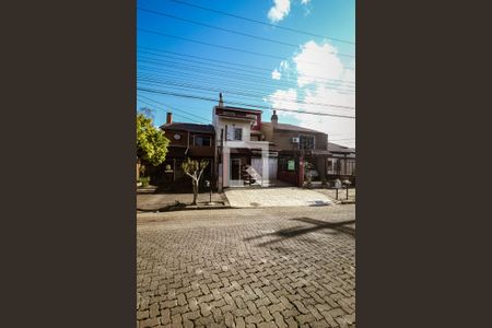 Casa à venda com 189m², 3 quartos e 2 vagas Casa à venda com 189m², 3 quartos e 2 vagasFachada