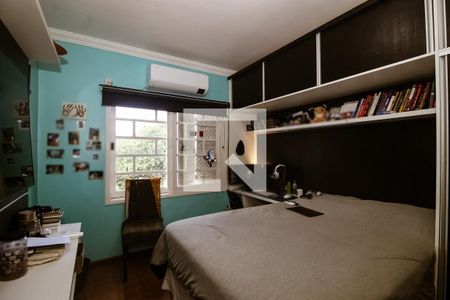 Casa à venda com 189m², 3 quartos e 2 vagas Casa à venda com 189m², 3 quartos e 2 vagasQuarto 3