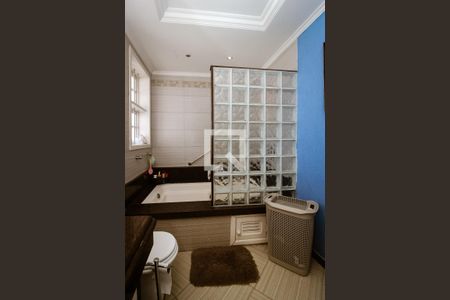 Casa à venda com 189m², 3 quartos e 2 vagas Casa à venda com 189m², 3 quartos e 2 vagasbanheiro 2