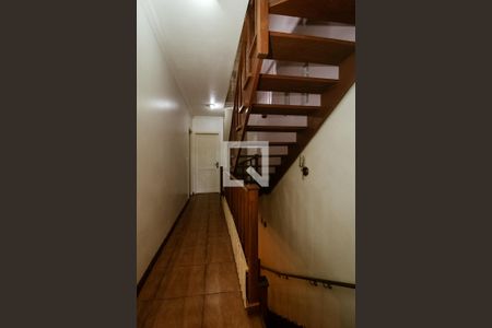 Casa à venda com 189m², 3 quartos e 2 vagas Casa à venda com 189m², 3 quartos e 2 vagasCorredor