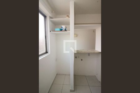 Apartamento à venda com 41m², 1 quarto e sem vaga Apartamento à venda com 41m², 1 quarto e sem vagaCozinha e Área de Serviço