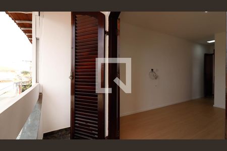 Casa à venda com 264m², 3 quartos e 3 vagasSacada da Suíte