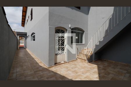 Casa à venda com 264m², 3 quartos e 3 vagasCorredor