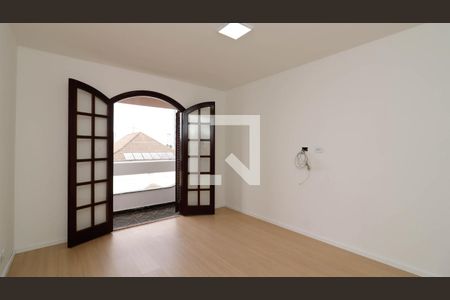 Casa à venda com 264m², 3 quartos e 3 vagasSuíte