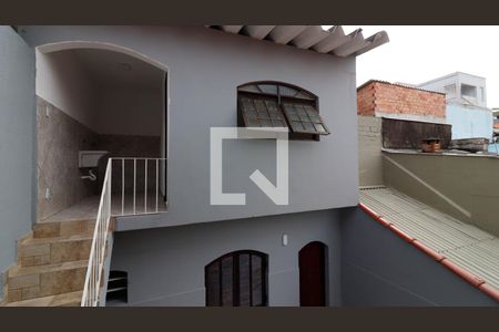 Vista do Quarto 1 de casa para alugar com 3 quartos, 264m² em Vila Londrina, São Paulo