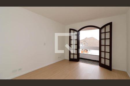 Casa à venda com 264m², 3 quartos e 3 vagasSuíte