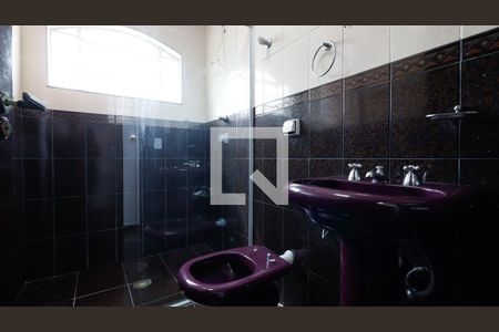 Casa à venda com 264m², 3 quartos e 3 vagasBanheiro