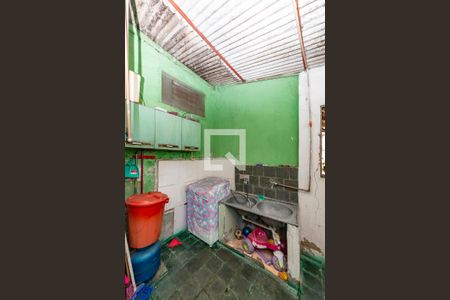 Casa à venda com 180m², 2 quartos e 2 vagasÁrea de Serviço