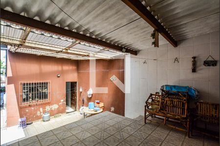 Casa à venda com 150m², 2 quartos e 2 vagas Casa à venda com 150m², 2 quartos e 2 vagasÁrea de Serviço