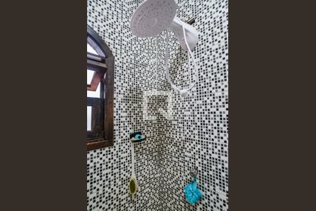 Casa à venda com 150m², 2 quartos e 2 vagas Casa à venda com 150m², 2 quartos e 2 vagasBanheiro 2