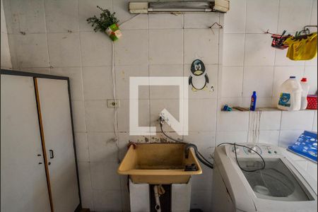 Casa à venda com 150m², 2 quartos e 2 vagas Casa à venda com 150m², 2 quartos e 2 vagasÁrea de Serviço