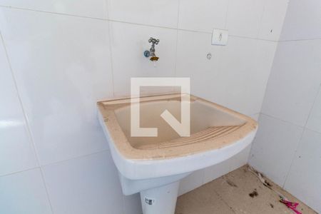 Casa à venda com 114m², 3 quartos e 2 vagasLavanderia