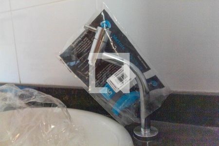 Casa à venda com 114m², 3 quartos e 2 vagasBanheiro - torneira