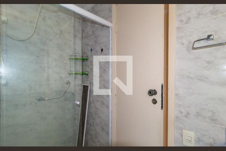 Apartamento à venda com 63m², 2 quartos e 1 vaga Apartamento à venda com 63m², 2 quartos e 1 vagaBanheiro - Social