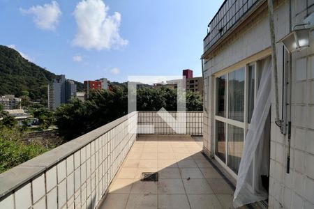 Apartamento para alugar com 162m², 2 quartos e 1 vagaVaranda