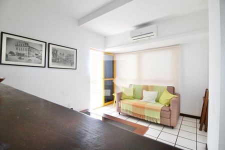 Sala de apartamento para alugar com 1 quarto, 47m² em Dois de Julho, Salvador