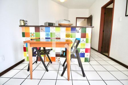 Sala de apartamento para alugar com 1 quarto, 47m² em Dois de Julho, Salvador