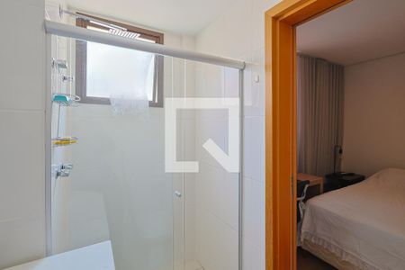 Apartamento à venda com 125m², 4 quartos e 3 vagasBanheiro da Suíte 1