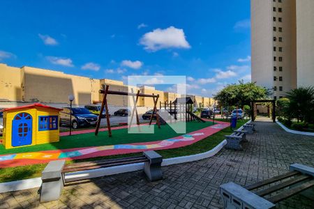 Apartamento para alugar com 63m², 2 quartos e 1 vaga Apartamento para alugar com 63m², 2 quartos e 1 vagaÁrea comum - Playground