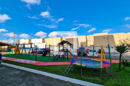 Apartamento para alugar com 63m², 2 quartos e 1 vaga Apartamento para alugar com 63m², 2 quartos e 1 vagaÁrea comum - Playground