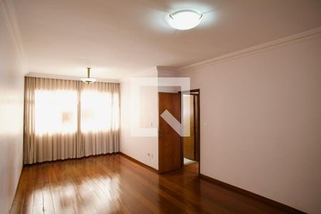 Sala de apartamento para alugar com 3 quartos, 98m² em Sagrada Família, Belo Horizonte