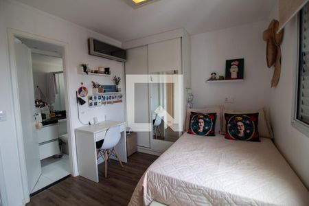 Apartamento à venda com 94m², 2 quartos e 2 vagas Apartamento à venda com 94m², 2 quartos e 2 vagasQuarto 2 - Suíte