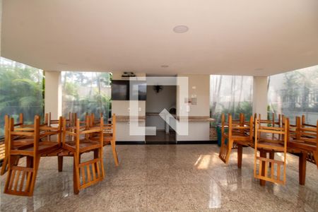 Apartamento à venda com 94m², 2 quartos e 2 vagas Apartamento à venda com 94m², 2 quartos e 2 vagasÁrea comum - Churrasqueira