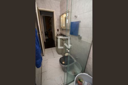 Casa à venda com 400m², 4 quartos e 6 vagas Casa à venda com 400m², 4 quartos e 6 vagasBanheiro Social