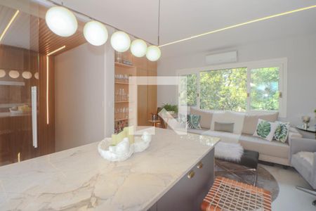 Casa de condomínio à venda com 320m², 4 quartos e 2 vagas Casa de condomínio à venda com 320m², 4 quartos e 2 vagasSótão