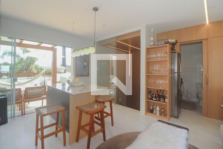 Casa de condomínio à venda com 320m², 4 quartos e 2 vagas Casa de condomínio à venda com 320m², 4 quartos e 2 vagasSótão