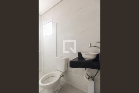 Apartamento para alugar com 38m², 2 quartos e sem vaga Apartamento para alugar com 38m², 2 quartos e sem vagaBanheiro
