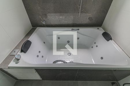 Casa de condomínio à venda com 200m², 5 quartos e 3 vagas Casa de condomínio à venda com 200m², 5 quartos e 3 vagasSuíte - Banheiro