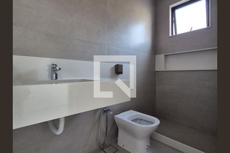 Casa de condomínio à venda com 480m², 4 quartos e 3 vagasBanheiro