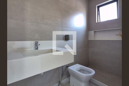 Casa de condomínio à venda com 480m², 4 quartos e 3 vagasBanheiro