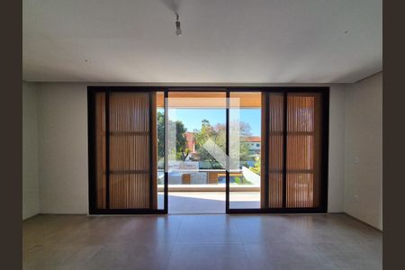 Casa de condomínio à venda com 480m², 4 quartos e 3 vagasQuarto 