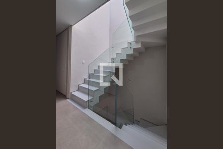 Casa de condomínio à venda com 480m², 4 quartos e 3 vagasQuarto 