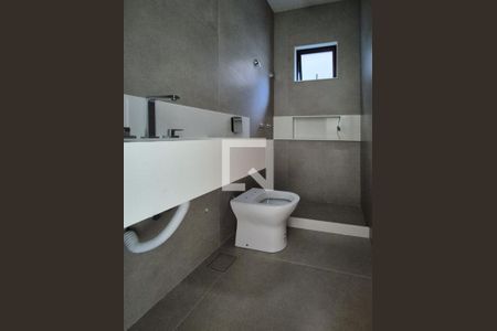 Casa de condomínio à venda com 480m², 4 quartos e 3 vagasBanheiro