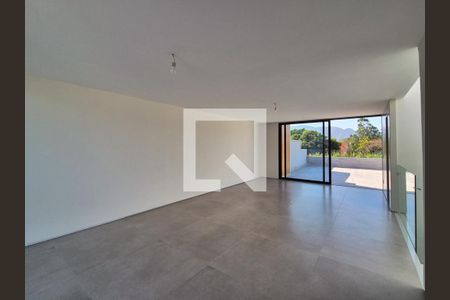 Casa de condomínio à venda com 480m², 4 quartos e 3 vagasQuarto 