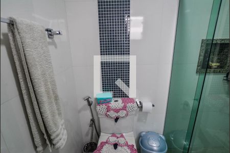 Casa à venda com 152m², 3 quartos e 3 vagasBanheiro da Suíte 2