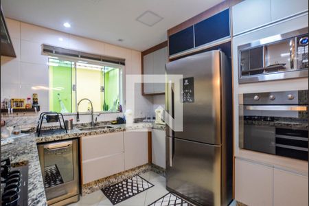 Casa à venda com 152m², 3 quartos e 3 vagasCozinha