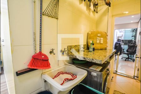 Casa à venda com 152m², 3 quartos e 3 vagasÁrea de Serviço