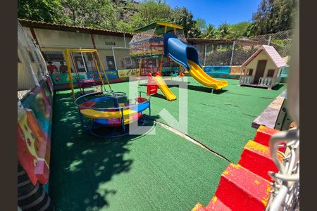 Apartamento para alugar com 58m², 2 quartos e 2 vagas Apartamento para alugar com 58m², 2 quartos e 2 vagasÁrea comum - Playground