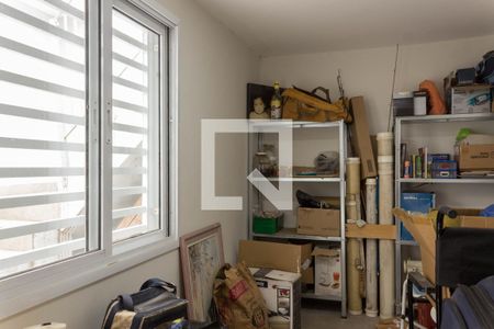 Casa à venda com 107m², 2 quartos e 2 vagasQuarto de Serviço