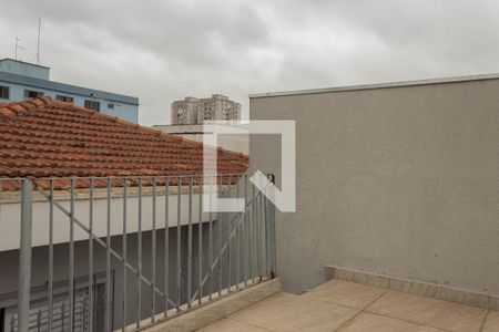 Casa à venda com 107m², 2 quartos e 2 vagasVaranda