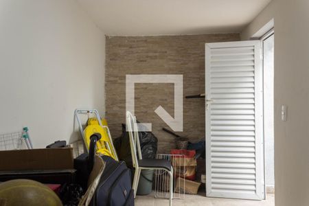 Casa à venda com 107m², 2 quartos e 2 vagasQuarto de Serviço