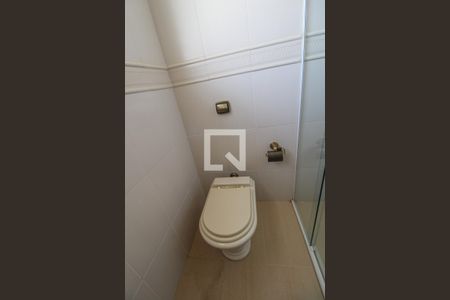 Casa à venda com 379m², 4 quartos e 10 vagasBanheiro Social