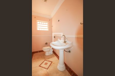 Casa à venda com 379m², 4 quartos e 10 vagasLavabo